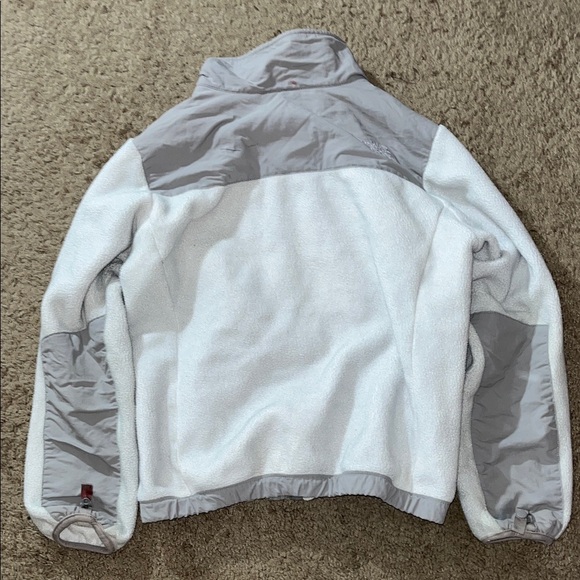 The North Face Kids Two-Tone Gray and White Puffer Jacket - Picture 3 of 4